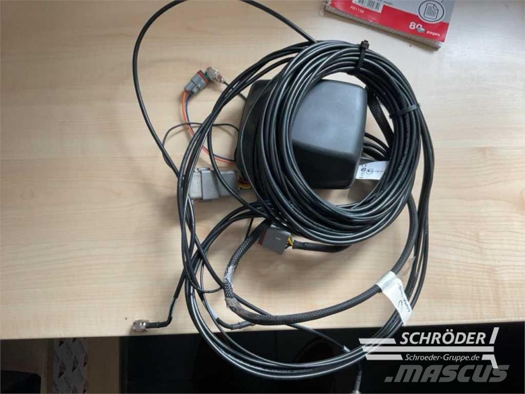 AGRAGPS ADAPTER FENDT-JOHN DEERE BRIDGE GPS