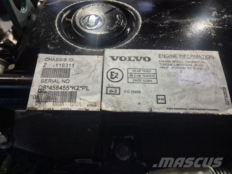 Volvo D8K250 Moottorit