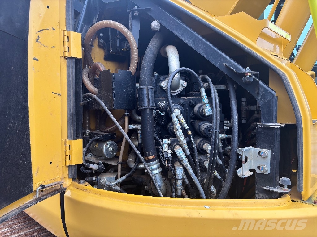 Kobelco SK 230 SR / SMP pyörittäjä, Stage V, Ym! Excavadoras de cadenas