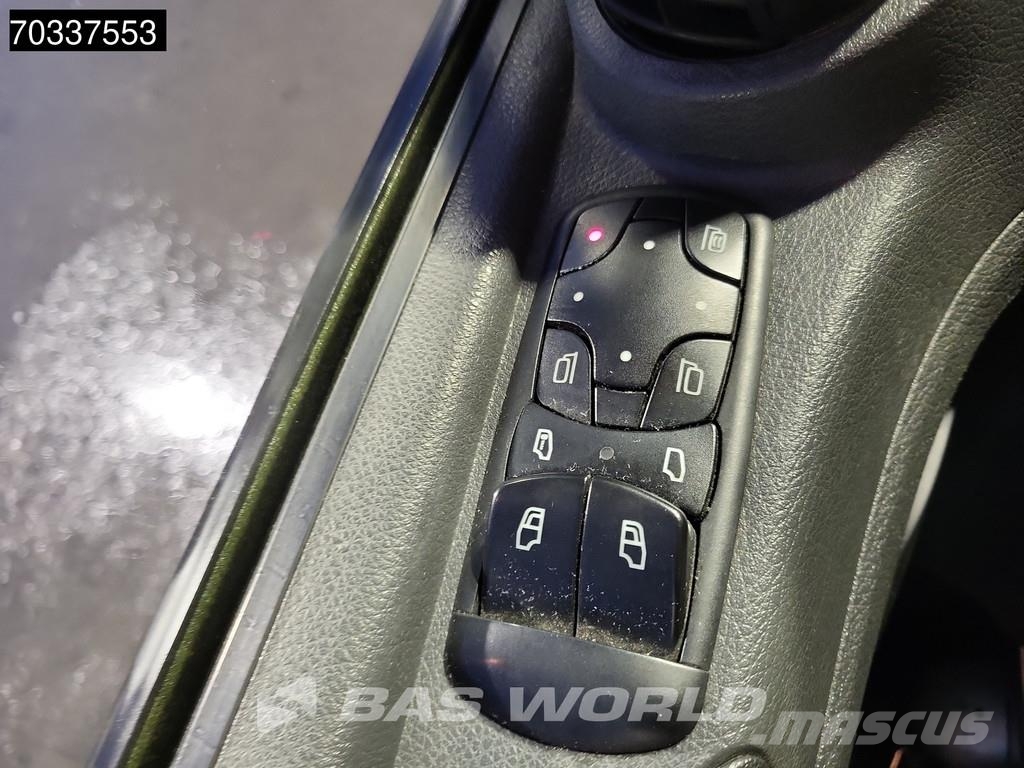 Mercedes-Benz Atego 1324 4X2 13t 6-Cylinder Engine Euro 6 Furgons