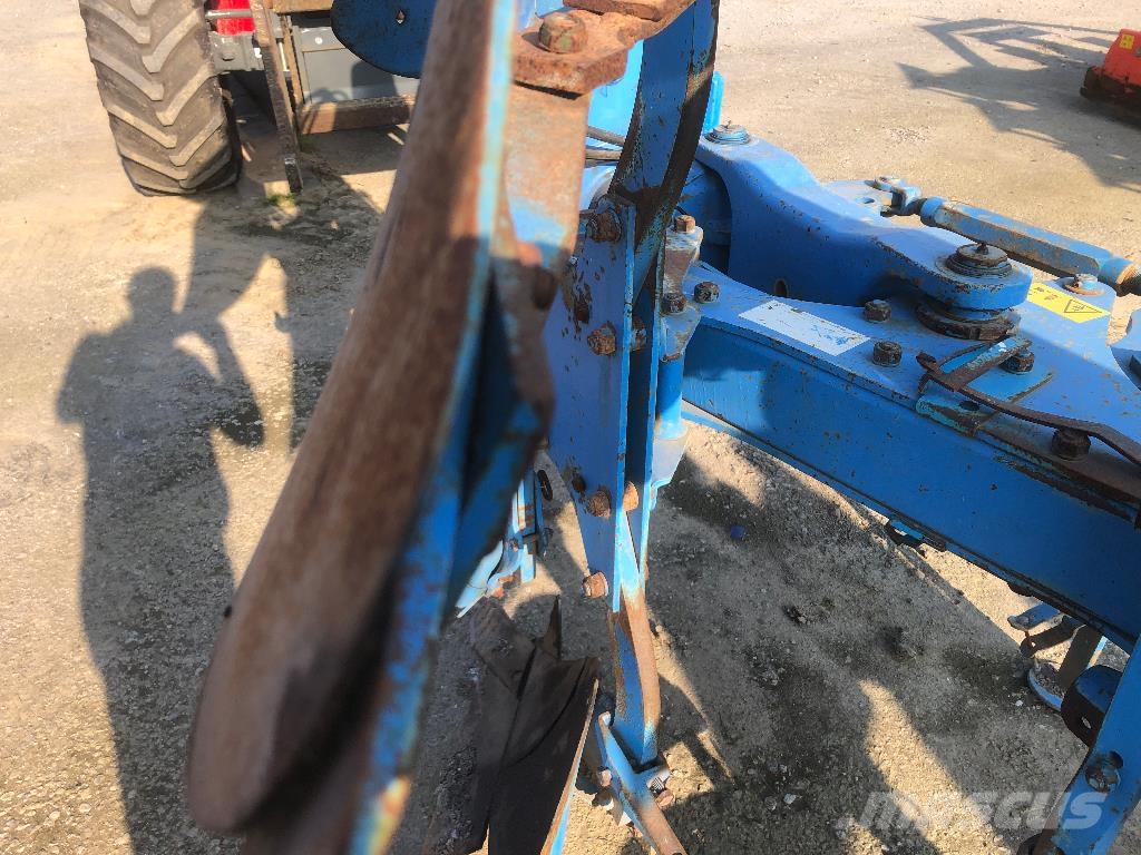 Lemken vari-opal 8 Charruas convencionais