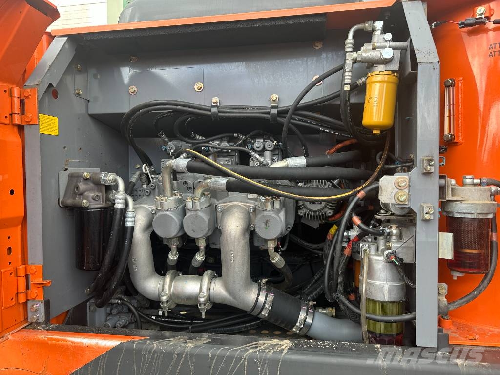 Hitachi ZH 210 LC-5B Koparki gąsienicowe