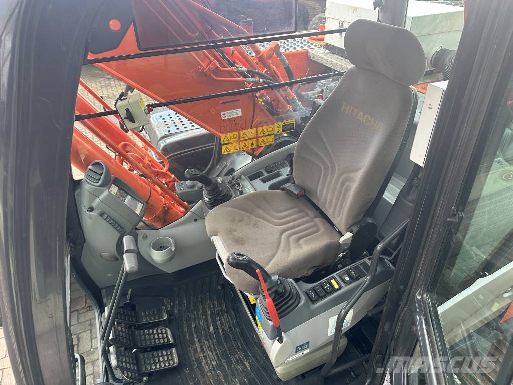 Hitachi ZH 210 LC-5B Koparki gąsienicowe