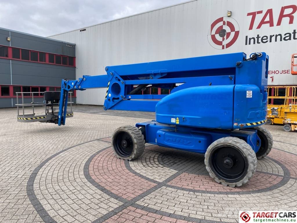 Niftylift HR28 HyBrid Articulated 4x4 Boom Work Lift 2800cm Kompaktsed poomtõstukid