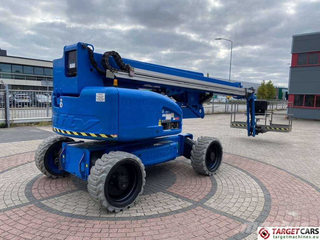 Niftylift HR28 HyBrid Articulated 4x4 Boom Work Lift 2800cm Kompaktsed poomtõstukid