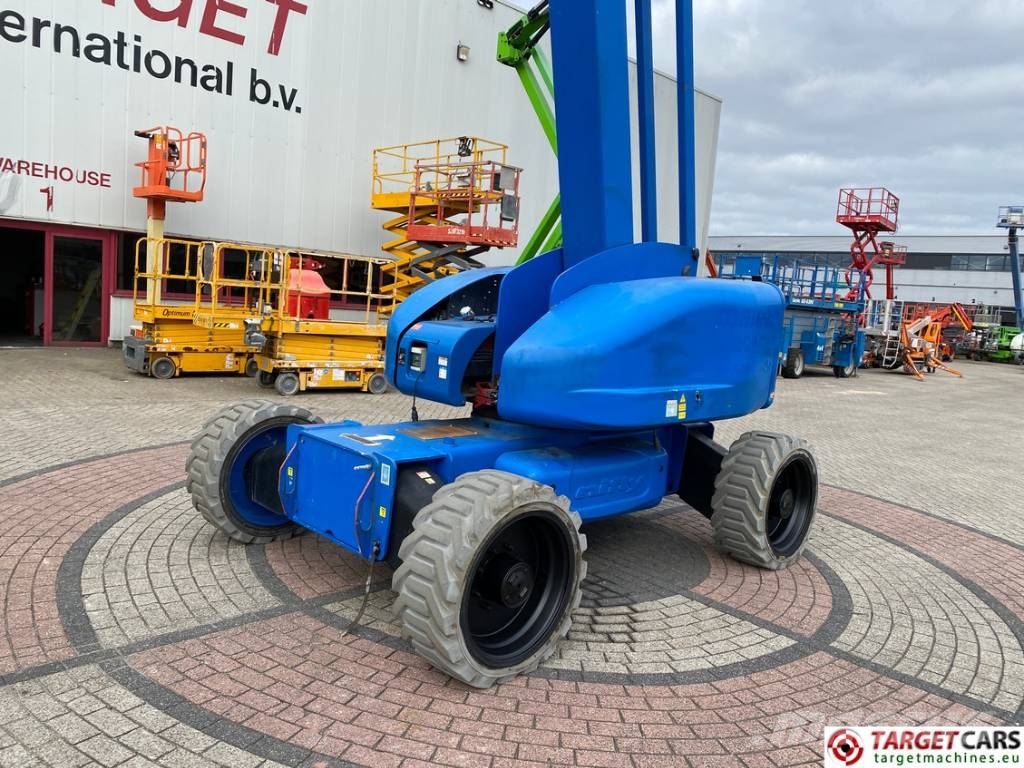 Niftylift HR28 HyBrid Articulated 4x4 Boom Work Lift 2800cm Kompaktsed poomtõstukid