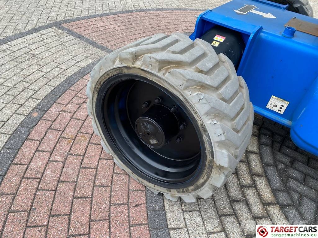 Niftylift HR28 HyBrid Articulated 4x4 Boom Work Lift 2800cm Kompaktsed poomtõstukid