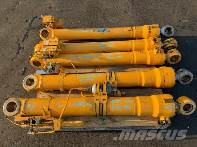 Liebherr A 316 USED HYDRAULIC CYLINDER COMPLET Hydrauliikka