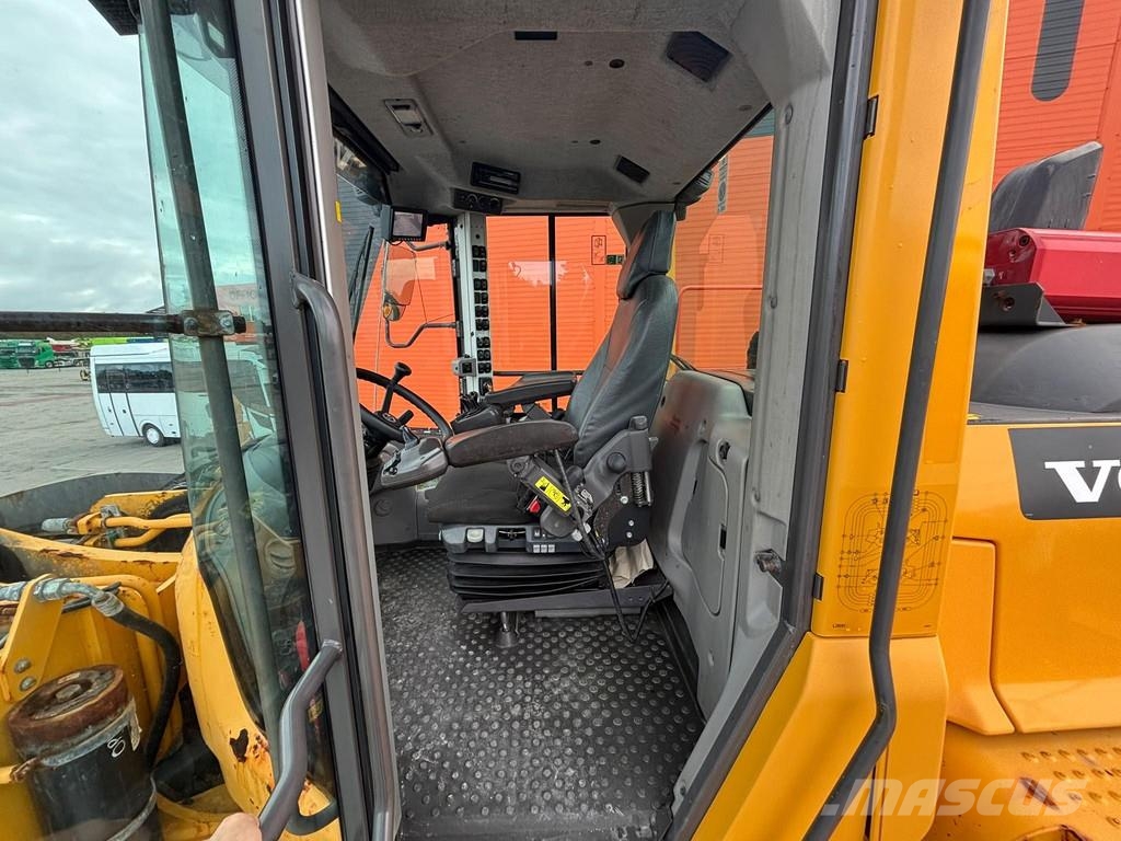 Volvo L 260 H CENTRAL LUBRICATION Kolesové nakladače