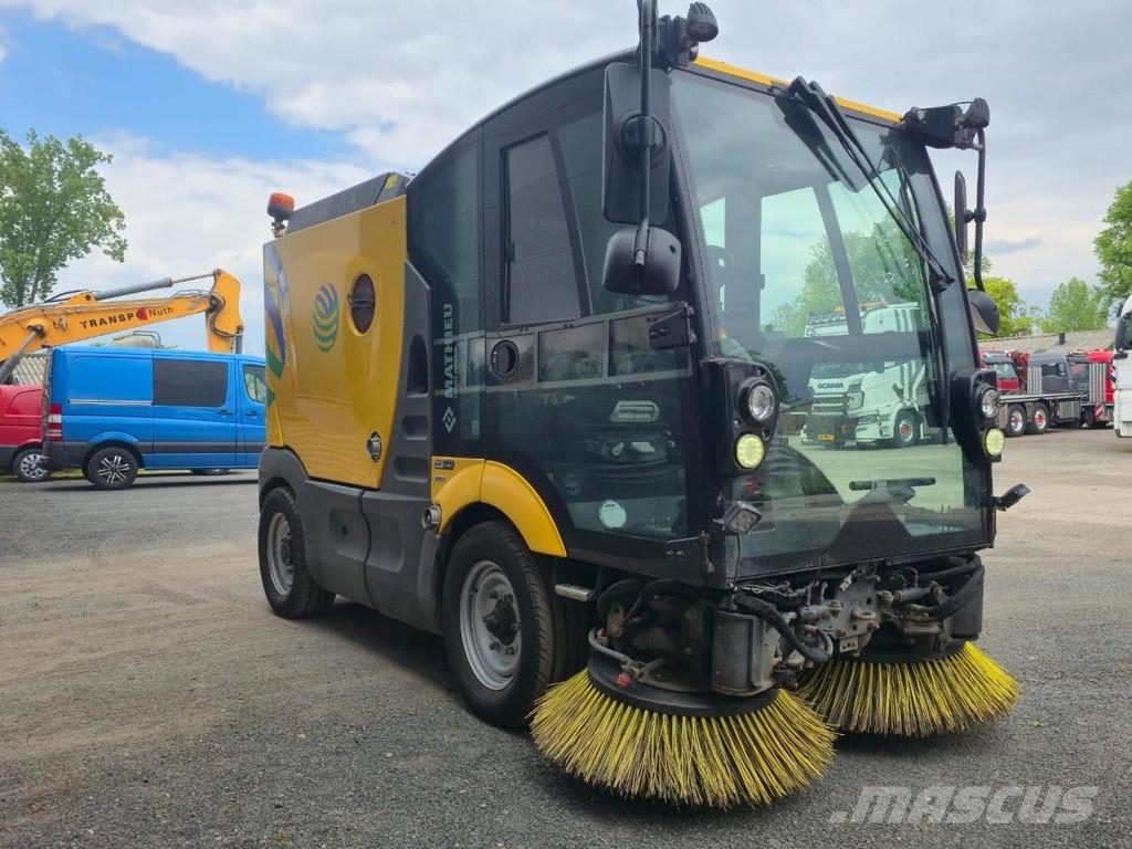 Mathieu MC210 SWEEPING MACHINE!! FORMER MONEY!! Barredoras