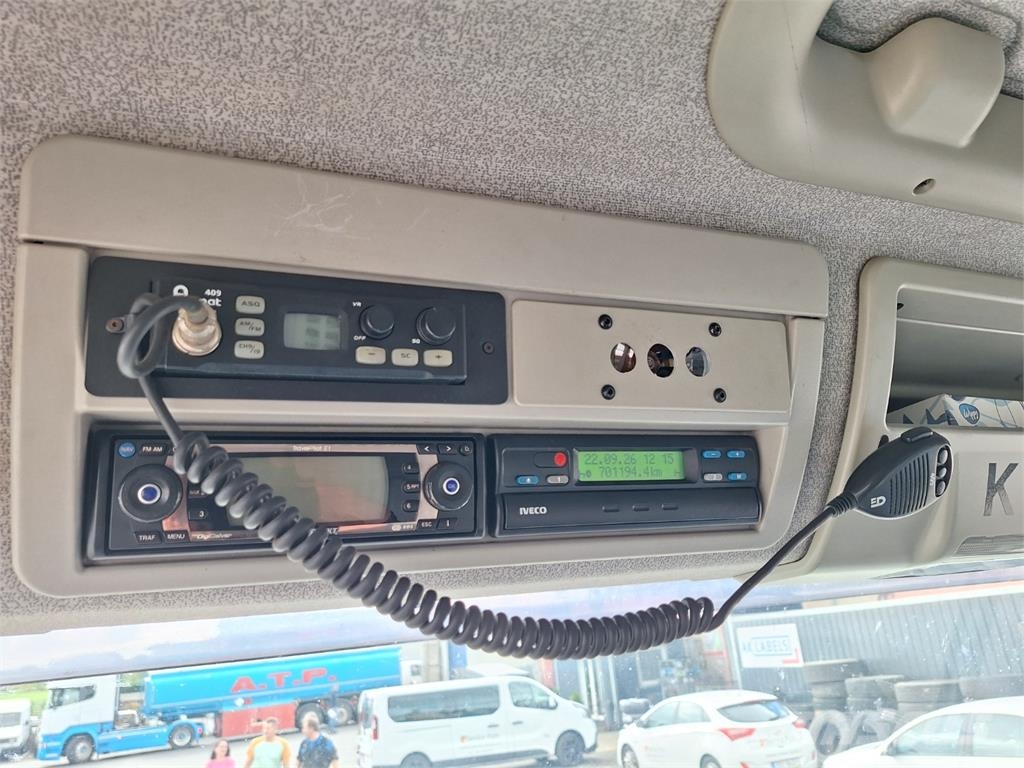 Iveco EUROCARGO 120 E 28 Шасі з кабіною