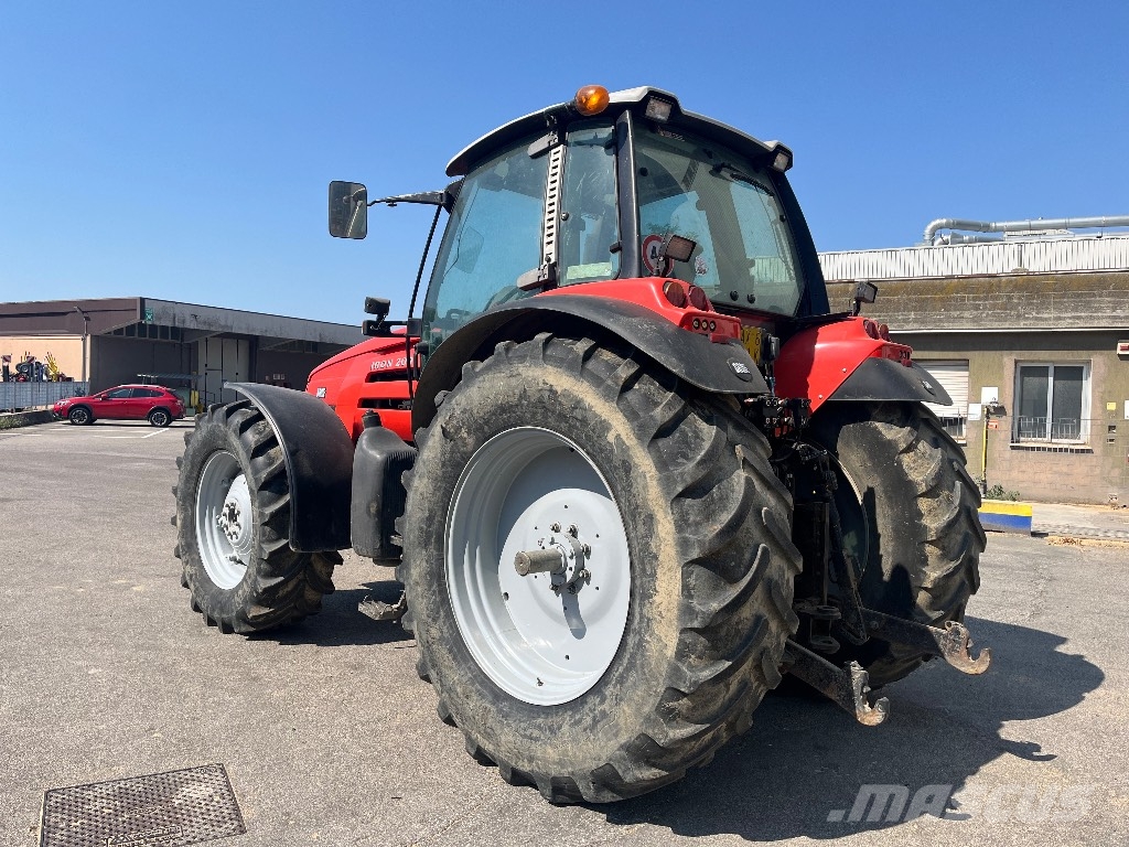 Same Iron 200 الجرارات