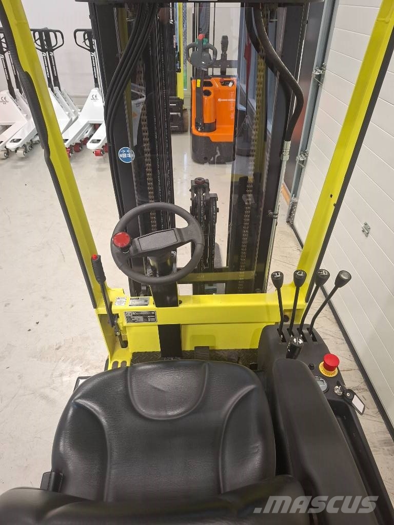 Mariotti ME10C Sähkötrukki Elektriskie autoiekrāvēji