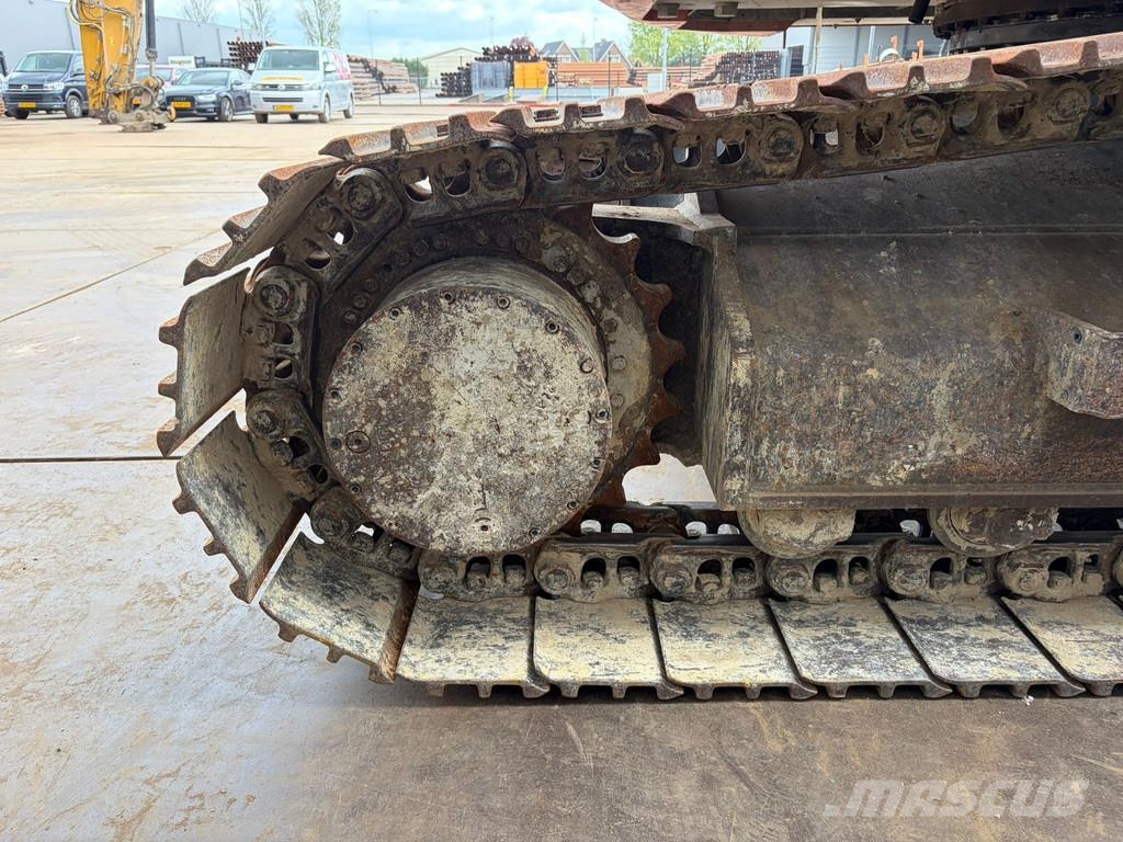 Doosan DX235LCR Excavadoras de cadenas