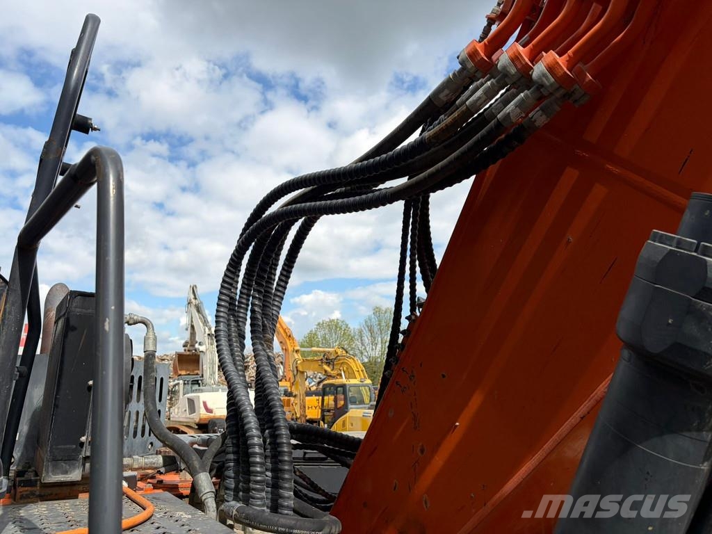 Doosan DX235LCR Excavadoras de cadenas
