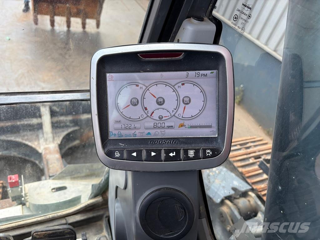 Doosan DX235LCR Excavadoras de cadenas