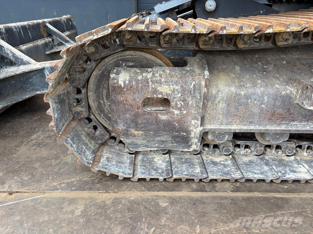 Doosan DX235LCR Raupenbagger