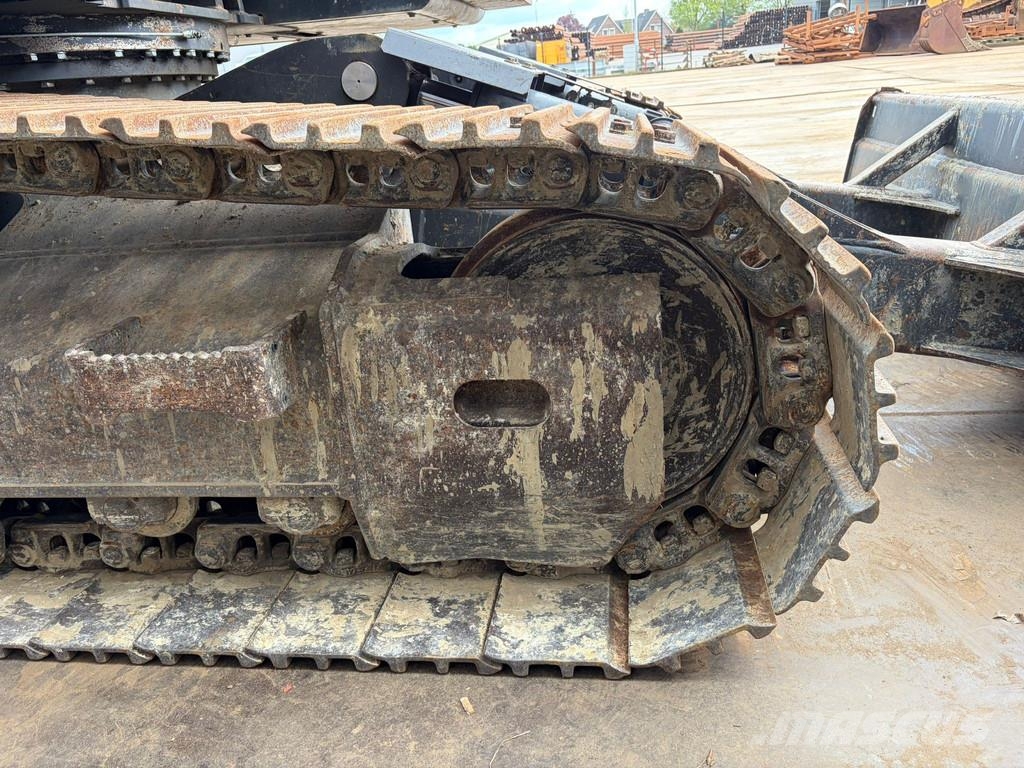 Doosan DX235LCR Raupenbagger