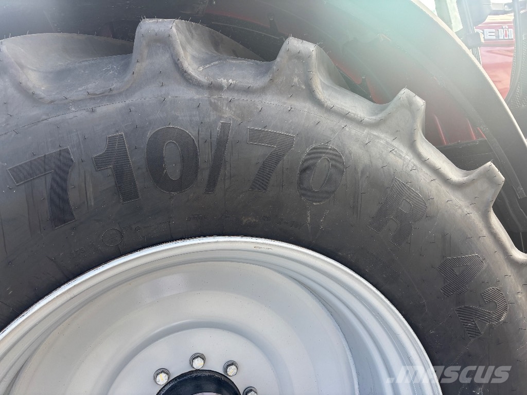 Case IH Puma 200 CVXDrive 56 km/h الجرارات
