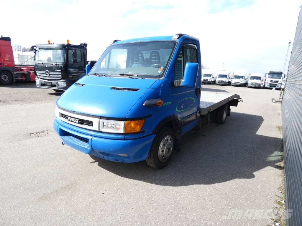 Iveco Daily C40 Camiones de cama baja