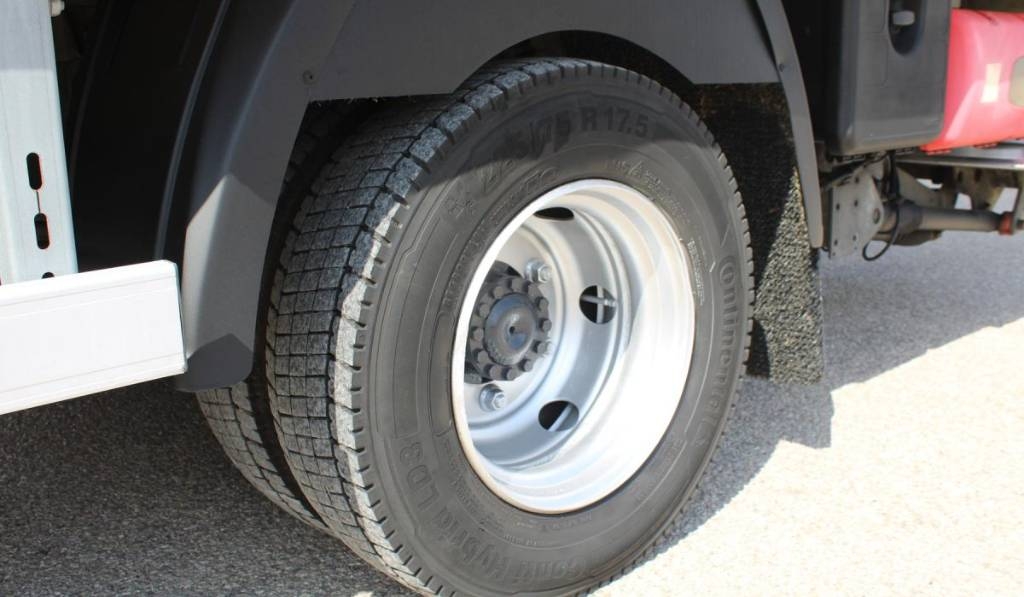 Iveco EUROCARGO 100E 19 - CARNE---072 Kühlkoffer