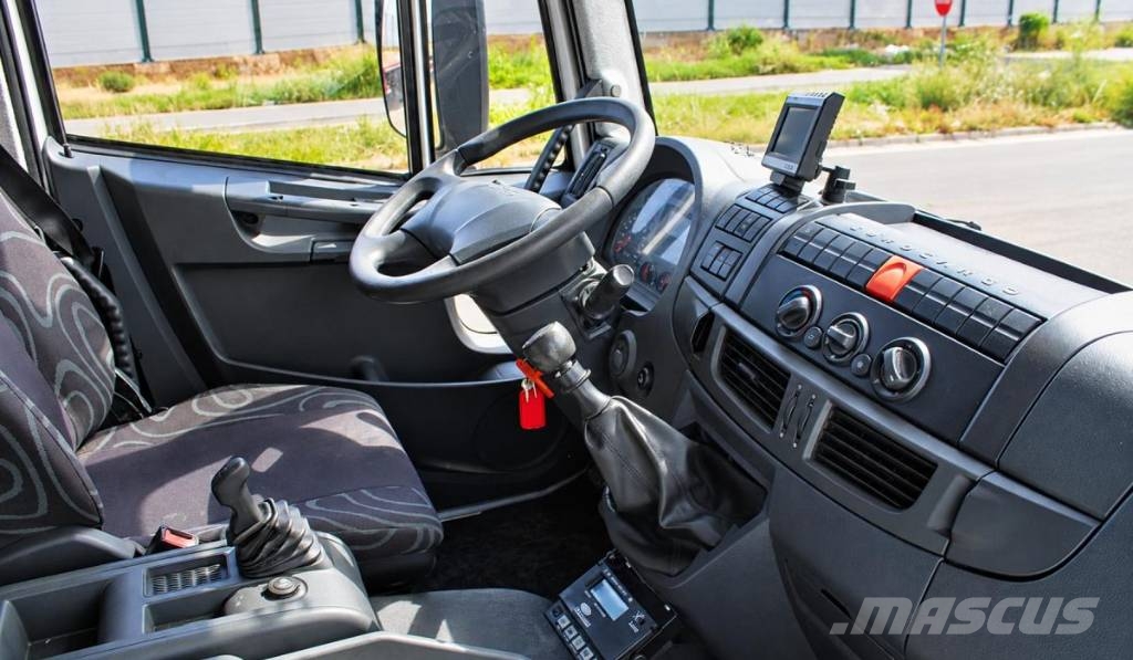 Iveco EUROCARGO 100E 19 - CARNE---072 Kühlkoffer
