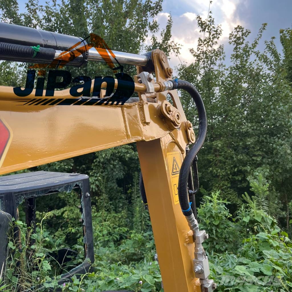 CAT 301.7CR 소형 굴삭기 7톤 미만