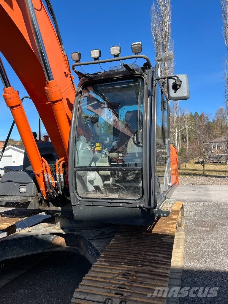Hitachi ZX 210 LC-5 B, 2013, Timrå, Västernorrlands län, Suecia
