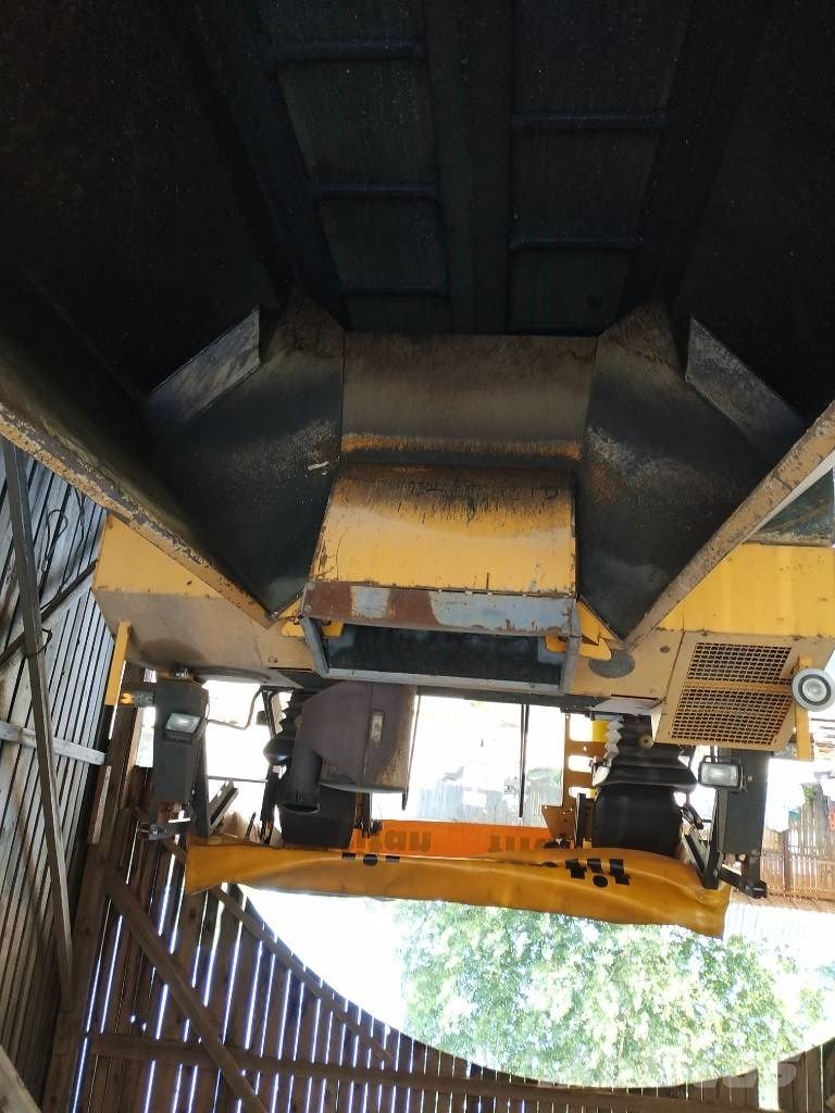 ABG Titan 325 EPM Asfaltadoras