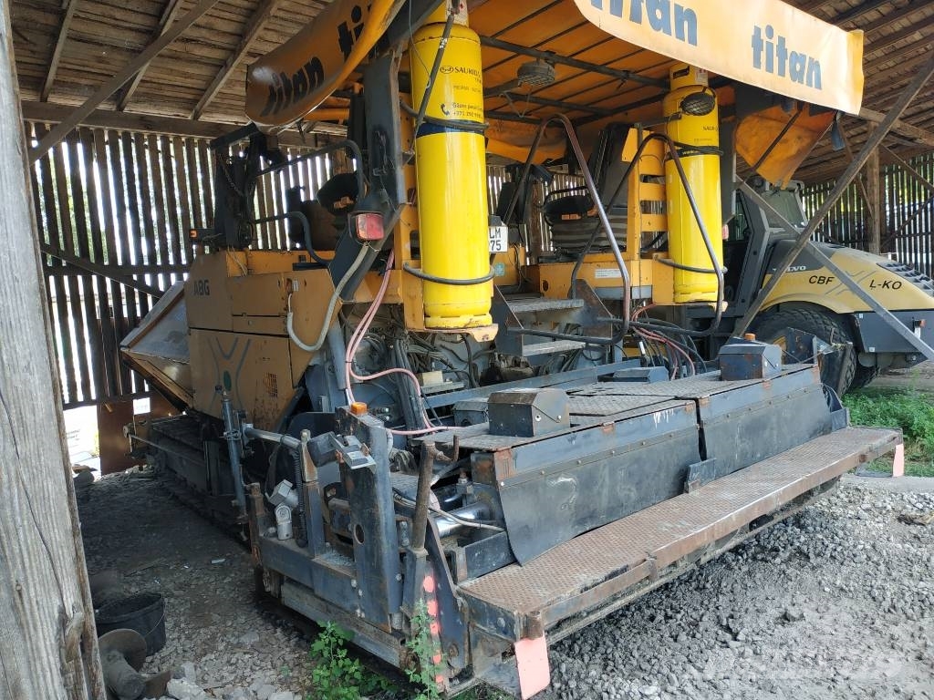 ABG Titan 325 EPM Asfaltadoras