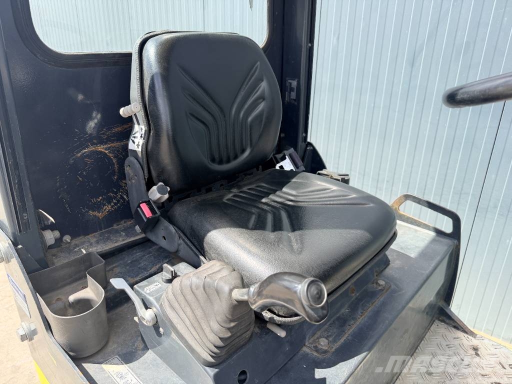Bomag BW100 AC-4 Tandemrullid