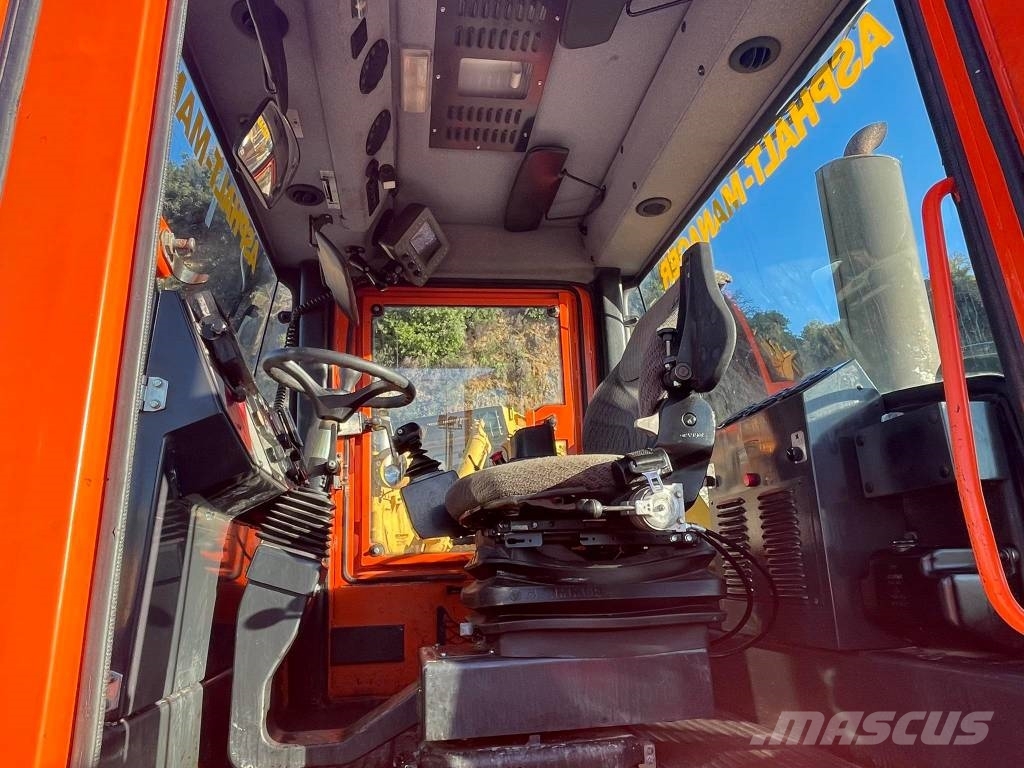 Bomag BW 170 AD Çift tamburlu silindirler