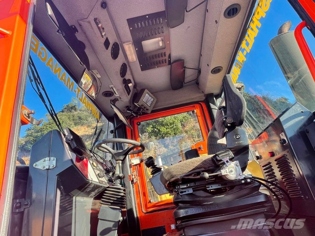 Bomag BW 170 AD Çift tamburlu silindirler