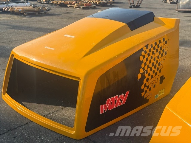 Moxy MT41 BODY COMPLET كابينة والداخلية