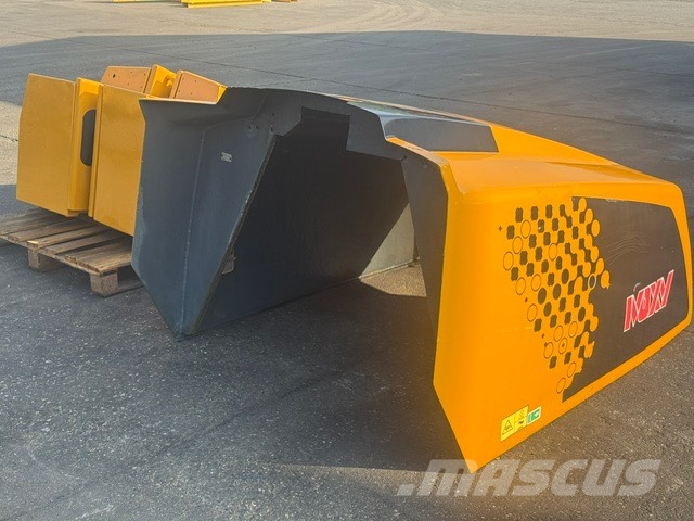 Moxy MT41 BODY COMPLET كابينة والداخلية