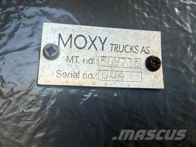Moxy MT41 BODY COMPLET كابينة والداخلية