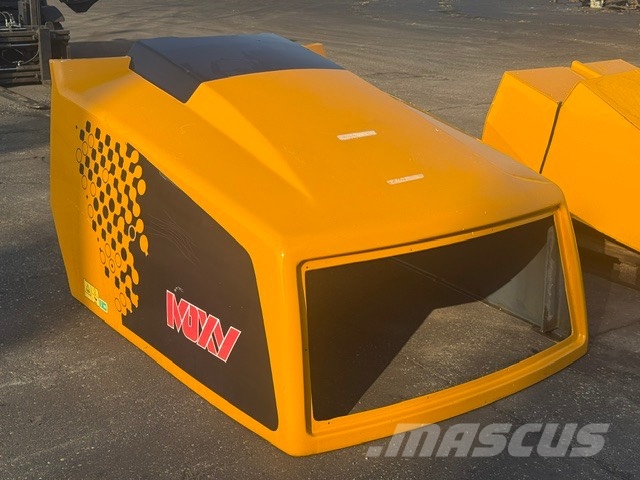 Moxy MT41 BODY COMPLET كابينة والداخلية