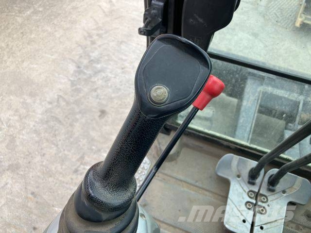 JCB 50 Z-2 حفارات صغيرة أقل من 7 طن (حفارات صغيرة)