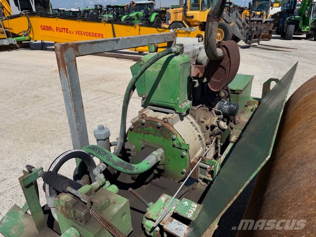 CASE Vibromax ضاغطات التربة