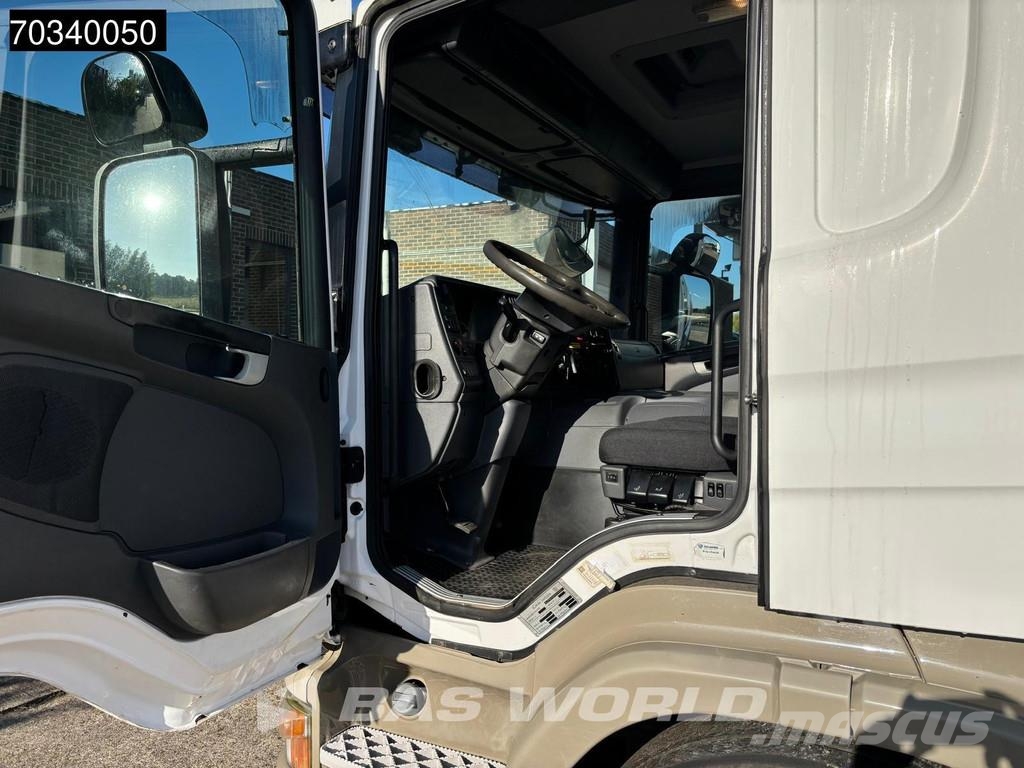 Scania P380 6X2 Tankwagen