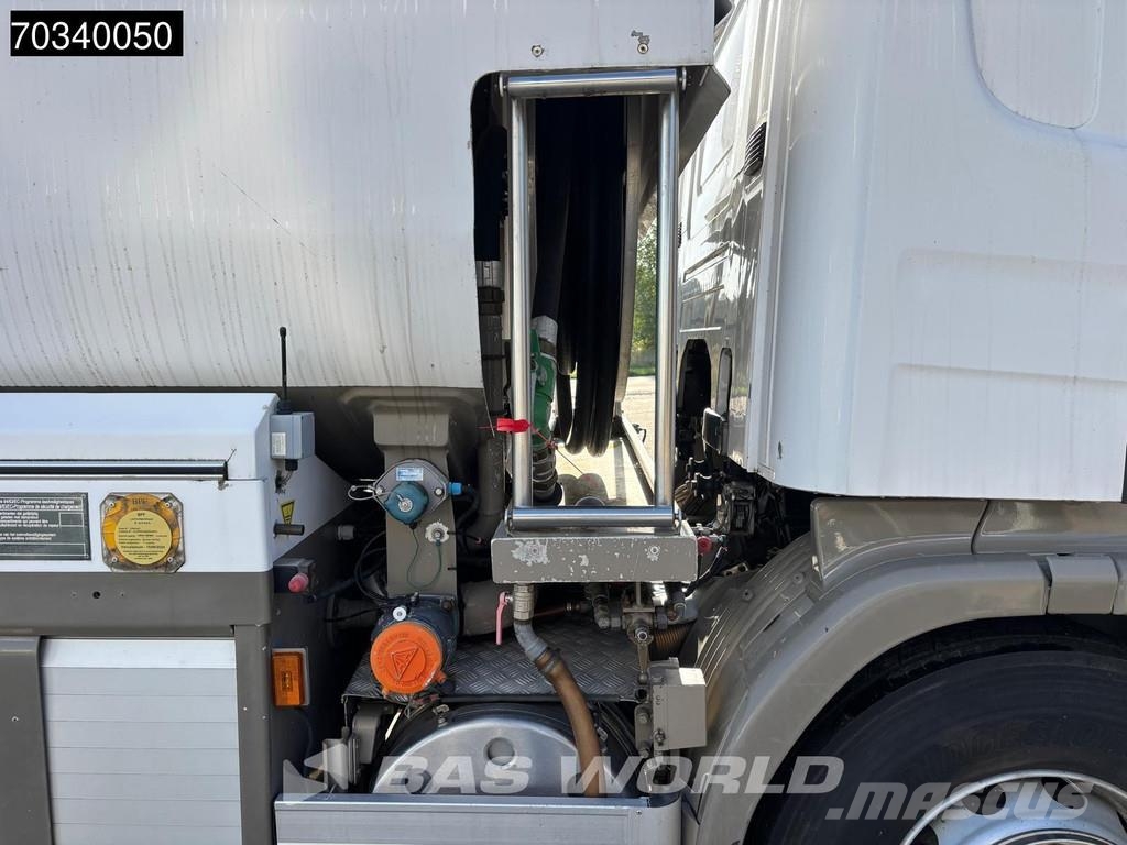 Scania P380 6X2 Tankwagen