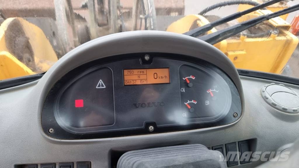 Volvo L 180 E Kolesové nakladače
