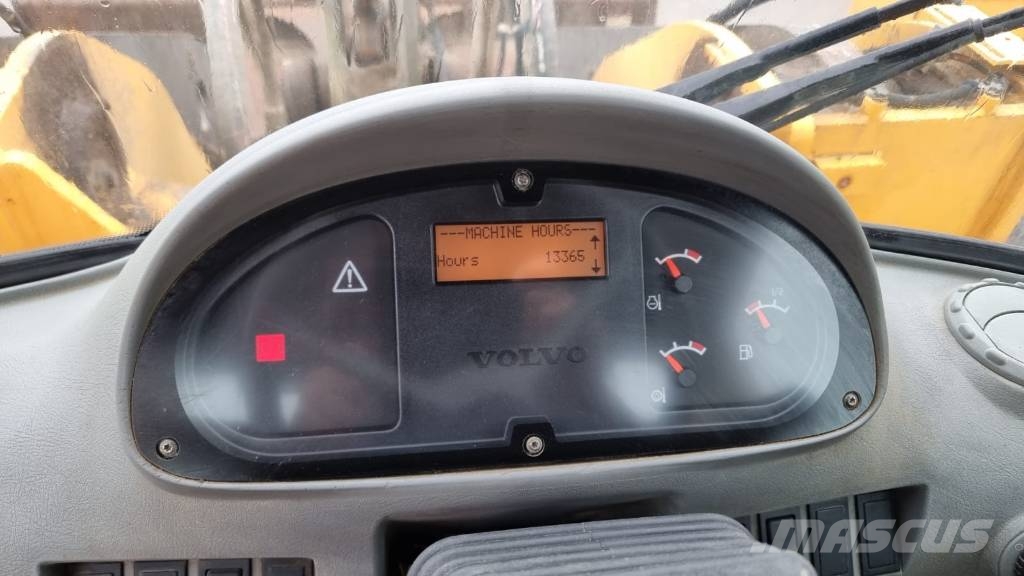 Volvo L 180 E Kolesové nakladače