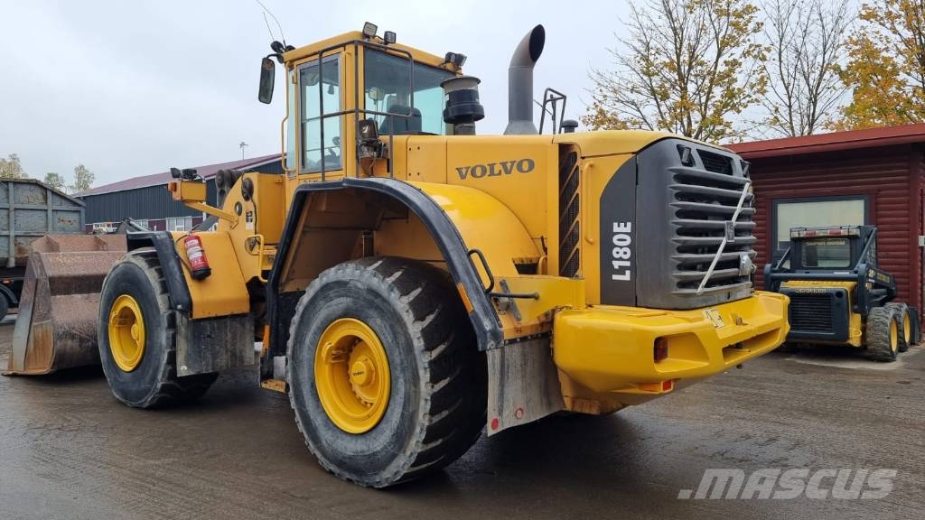 Volvo L 180 E Kolesové nakladače