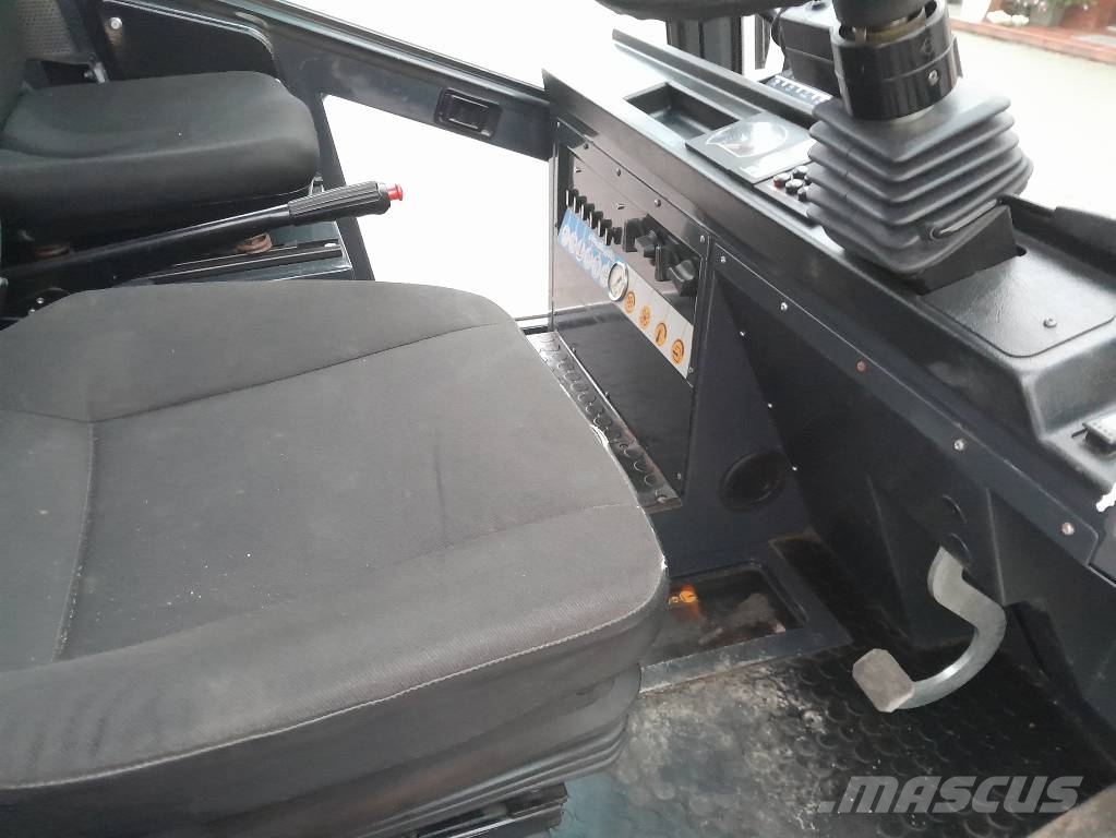 Aebi MFH2500 EURO4 - 2010 NR 418 كناسات