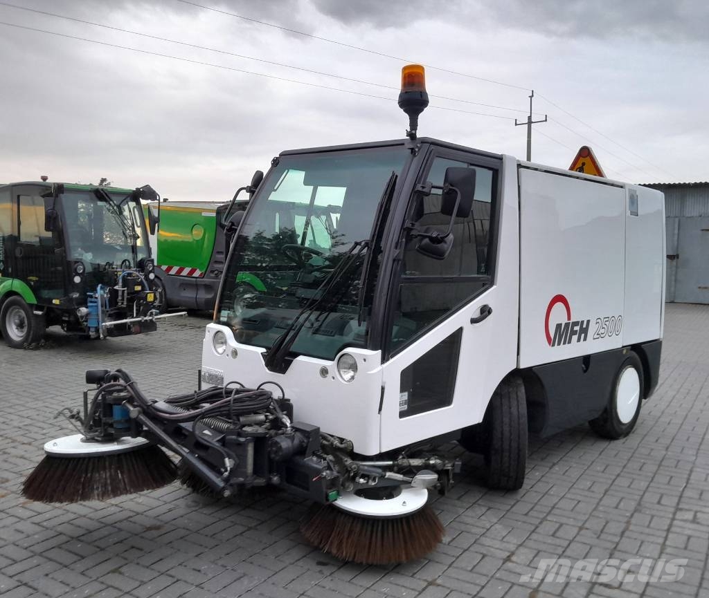 Aebi MFH2500 EURO4 - 2010 NR 418 كناسات