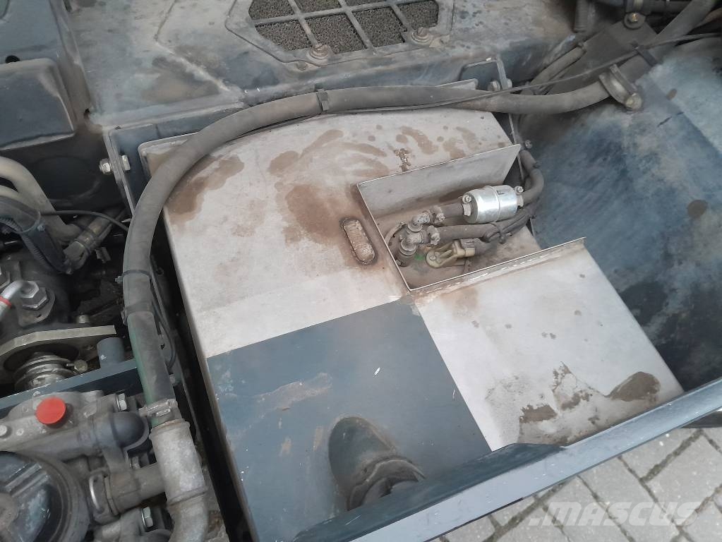 Aebi MFH2500 EURO4 - 2010 NR 418 كناسات