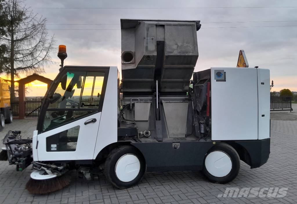 Aebi MFH2500 EURO4 - 2010 NR 418 كناسات