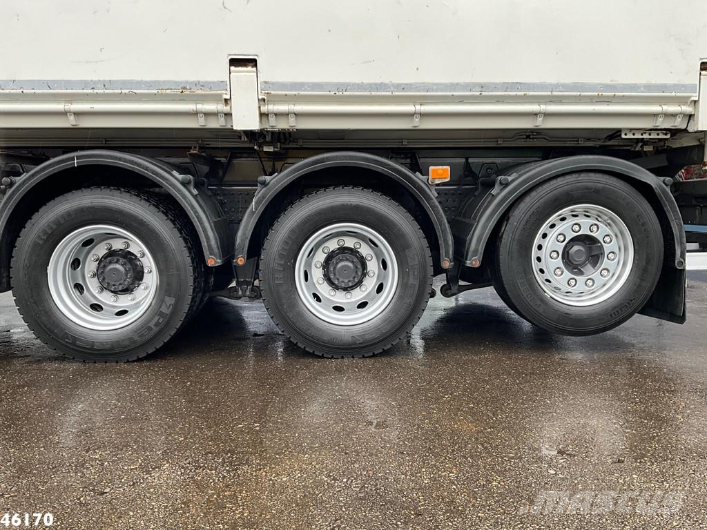 Volvo FH 420 8x4 HMF 22 Tonmeter laadkraan Mobiilinosturit