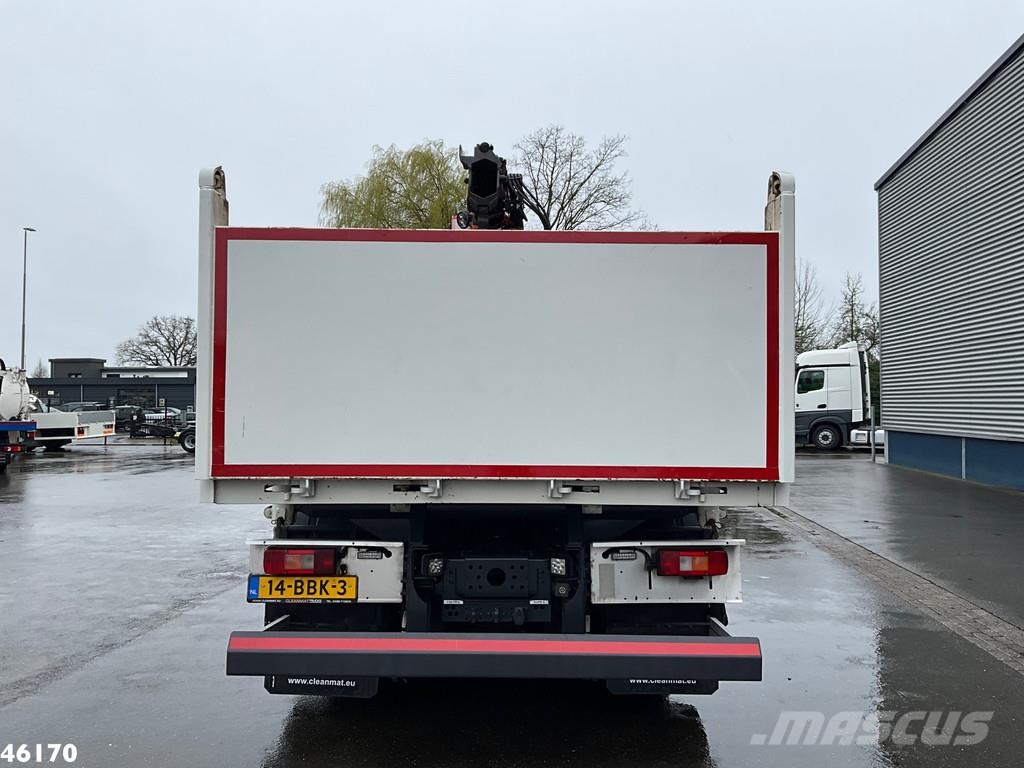 Volvo FH 420 8x4 HMF 22 Tonmeter laadkraan Mobiilinosturit
